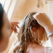 Unusual bridal hairstyle: idee e consigli per una sposa Unusual